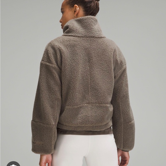 Lululemon cinchable textured fleece - Picture 3 of 6